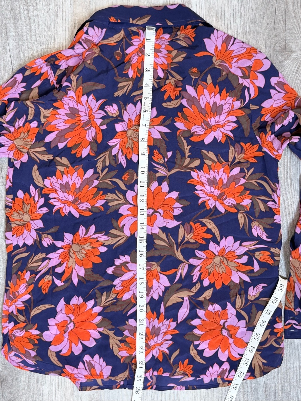 Anthropologie Maeve Paradigm Silk Buttondown Floral Blouse Navy Multi Size 8 NWT - Picture 15 of 16